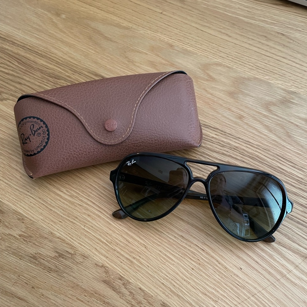 Ray-Ban Cats 5000 Aviator Sunglasses RB4125